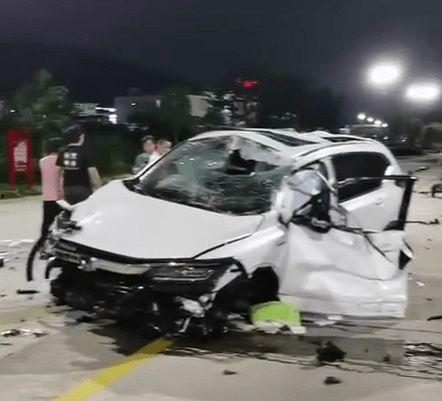 梅州车祸爆料新闻视频,视频揭露事故瞬间惨烈景象  第1张